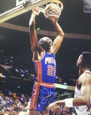 John Salley signed Detroit Pistons 8x10 Photo (blue jersey)