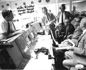 Milton Windler signed NASA Vintage B&W 8x10 Photo Maroon Flight Apollo- Skylab- JSA Hologram #EE62150