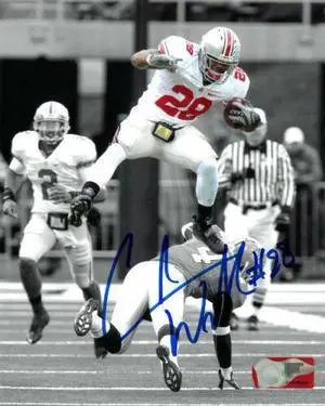 Chris "Beanie" Wells signed Ohio State Buckeyes Spotlight 8X10 Photo #28 (leap vs Illinois-blue sig)