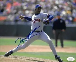 Dwight/Doc Gooden signed New York Mets 8x10 Photo- JSA Hologram