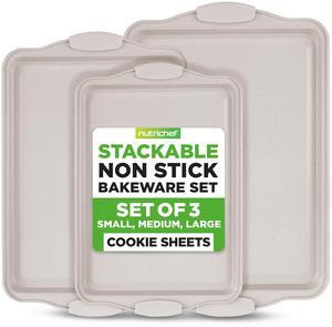NutriChef 3 Piece Nonstick Cookie Sheets for Baking - Premium Carbon Steel Baking Pans with White Silicone Handles - Even Heat Distribution, PFOA/PFOS/PTFE Free, Easy to Clean - Cream Marble, NCBKT3CM