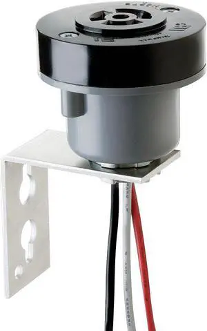 Photo Control Receptacle with Bracket