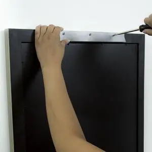 Hangman APT-18 Apartment Hanger (18", 150lb)