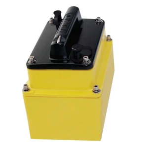 Furuno M260 In-Hull 1kW Transducer w/No Connector Furuno M260 In-Hull 1kW Transducer w/No Connector
