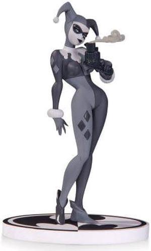 DC Collectibles Batman Black and White: Harley Quinn by Bruce Timm Second Edition Statue
