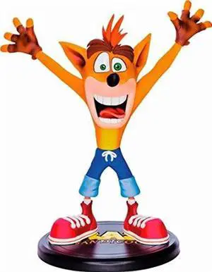 crash bandicoot pvc painted statue brown/red/white/blue 9"