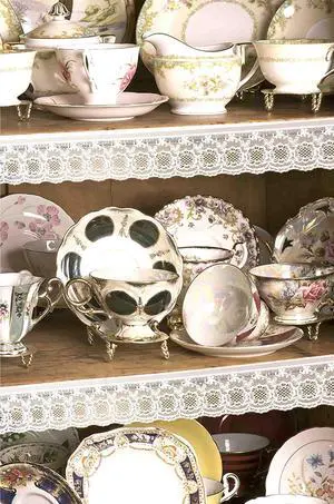 Jumbl Antique LACE Shelf Accent Trim - Over 16 FEET of LACE Jumbl Antique LACE Shelf Accent Trim - Over 16 FEET of LACE