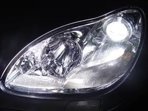 6000K D2S D2R / D2C Super White HID Xenon HeadLight Bulbs Acura , Mercedes-Benz,  BMW Audi,  Lexus, Infiniti, Acura , Honda