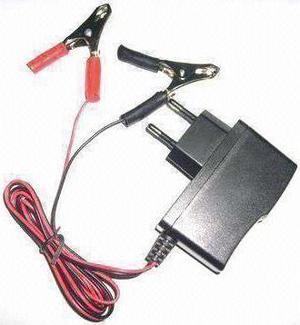 12v Lead Acid Trickle Charger, 3 Stage Smart Charger