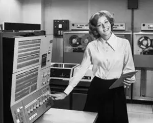 Portrait of a businesswoman operating a computer Poster Print (24 x 36) Portrait of a businesswoman operating a computer Poster Print (24 x 36)