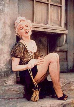 Marilyn Monroe (Fishnet Stockings) Poster Print (24 X 36) Marilyn Monroe (Fishnet Stockings) Poster Print (24 X 36)