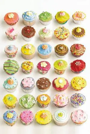 Cupcakes - Howard Shooter Poster Print (22 x 34) Cupcakes - Howard Shooter Poster Print (22 x 34)