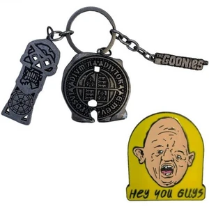 Factory Entertainment - The Goonies - CHS Keychain And Pin Set Factory Entertainment - The Goonies - CHS Keychain And Pin Set