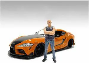 "Car Meet 3" Figurine 1 for 1/24 Scale Models by American Diorama