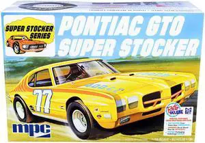 Skill 2 Model Kit 1970 Pontiac GTO Super Stocker 1/25 Scale Model by MPC