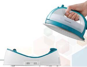 Panasonic NIQL1000 Cordless 360 Freestyle SteamDry Iron with Case Teal