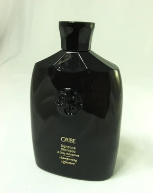 Signature Shampoo By Oribe - 8.5 oz Shampoo For Unisex Signature Shampoo By Oribe - 8.5 oz Shampoo For Unisex