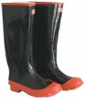 Boss, 2KP522112, Size 12, 16", Black Rubber Over The Sock Knee Boot