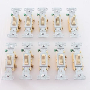 Hubbell RS115I tradeSELECT Single Pole Toggle Light Switch, 15A 120V, Push-In & Side Wired, Grounding, Ivory (Pack of 10) Hubbell RS115I tradeSELECT Single Pole Toggle Light Switch, 15A 120V, Push-In & Side Wired, Grounding, Ivory (Pack of 10)