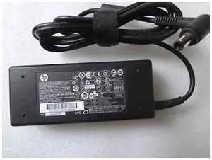 HP 744893-001 Smart AC Power Adapter (45 Watt)