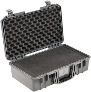 Pelican 1525Air Carry-On Case with Pick-N-Pluck Foam, Silver #015250-0001-180