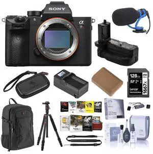 Sony Alpha a7R IV Mirrorless Camera (V2), Bundle with Accessory Kit #ILCE7RM4ABC