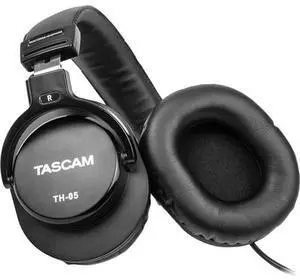 Tascam TH-05 Closed-Back Circumaural Monitoring Headphones