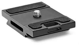 Gitzo GS5370 Series Quick Release Short D Plate with Rubber Strips, 1/4" Camera Screw