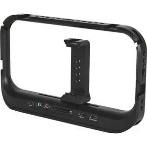 Moment SuperCage Mobile Filmmaking Cage with Integrated USB-C Hub Moment SuperCage Mobile Filmmaking Cage with Integrated USB-C Hub
