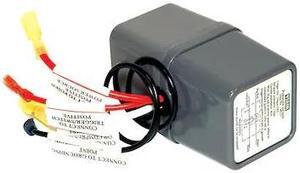 VIAIR 90118 Pressure Switch,Relay,12V Only,1/8"NPT