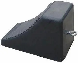 ZORO SELECT 22XW84 Wheel Chock,Molded Rbr w/Stl Grab,Black