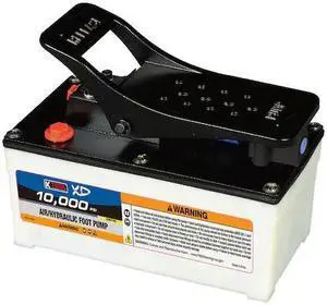 K-TOOL INTERNATIONAL HJ3501 Air Hydraulic Foot Pump With Nylon Case