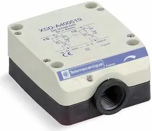 TELEMECANIQUE SENSORS XSDA400519H7 Rectngulr Proxmity Sensor,Indctiv,2 Wire