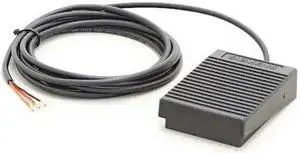 SIEMENS 3SE39024CB20 Foot Switch,Momentary Action