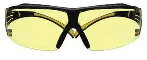 3M SF403XSGAF-YEL SecureFit 400, Safety Glasses Anti-Fog &  Anti-Scratch, Amber