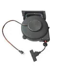 K-TOOL INTERNATIONAL KTIXD73341 50 Ft Retractable Triple Tap Reel