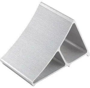 GLOBAL INDUSTRIAL 133108 Wheel & Tire Chock, Aluminum, 10-3/4L x 7W x 8H