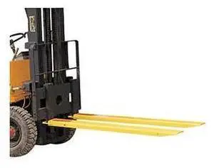 GLOBAL INDUSTRIAL 774106 4inW x 72inL Forklift Fork Tine Extension, PR
