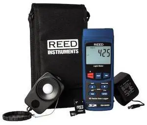 REED INSTRUMENTS R8100SD-KIT REED Data Logging Light Meter with Power Adapter