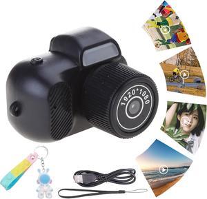2024 New Keychain Camera, Mini Camera Keychain , Retro mini pixel camera, Portable Camera Keychain, 1080P HD Mini Sport Camera, Key Chain Mini Camera with Eight Filters, 100 Mins Battery Life (1pc)