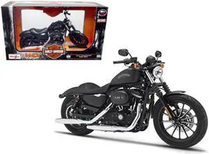 2014 Harley Davidson Sportster Iron 883 Motorcycle Model 1/12 by Maisto