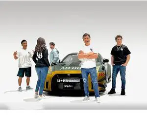 "Team Liberty Walk" 5 piece Figure Set for 1/18 Scale Models by American Diorama "Team Liberty Walk" 5 piece Figure Set for 1/18 Scale Models by American Diorama