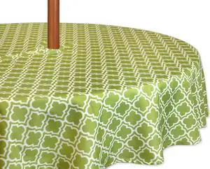 DII Green Lattice Outdoor Tablecloth With Zipper 60 Round