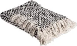 DII Black Zig-Zag Throw