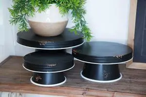 S/3 Distressed Enamel Pedestal Servers - Black