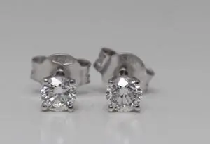 14k White Gold Round Cut Classic Stud Diamond Earrings (0.51 Ct,H Color,VS Clarity)