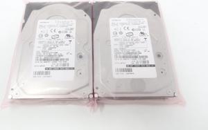 Lot of 2 - HUS151473VLS330 0B20914 HGST 73GB 15K SAS 3.5" Hard Drives
