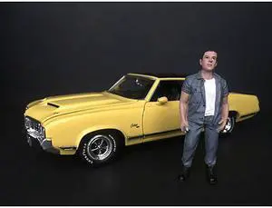 "Hanging Out II" Beto Figurine for 1/24 Scale Models by American Diorama