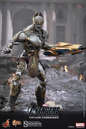 Marvel's Avengers 1:6 Hot Toys Collectible Figure:  Chitauri Commander