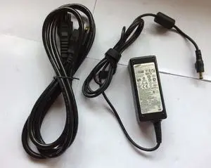 19V 40W 2.1A AC Power Adapter for Samsung R480 R522 R530 Q45 Battery Charger